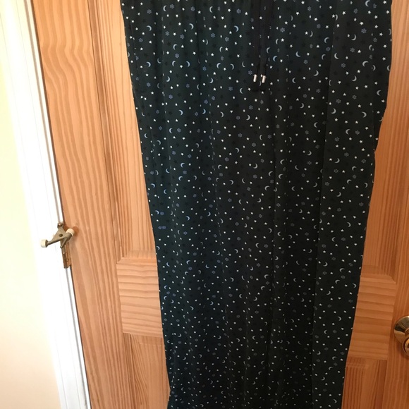 Cuddl Duds PXL Stretch Pajama Set in blue with crescent moons and stars bottom. - Picture 3 of 10